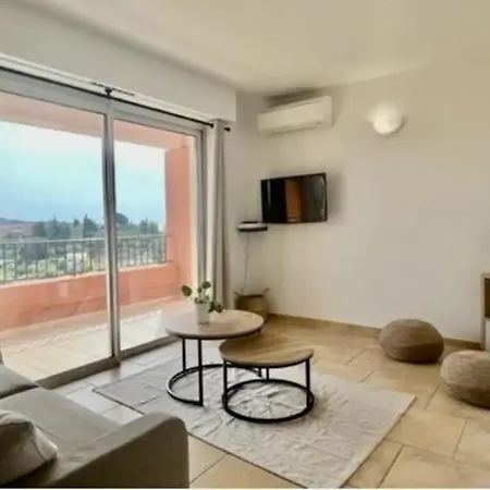 Domaine Lou Bel Azur - Panoramique Aparthotel 3*